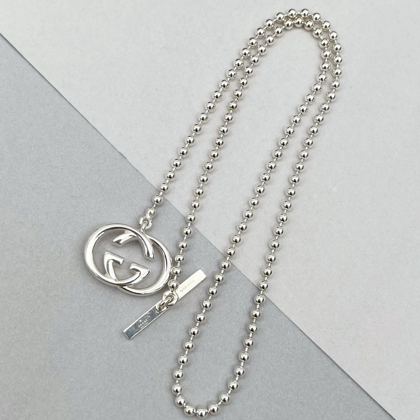 Gucci Interlocking Necklace Silver — view 4