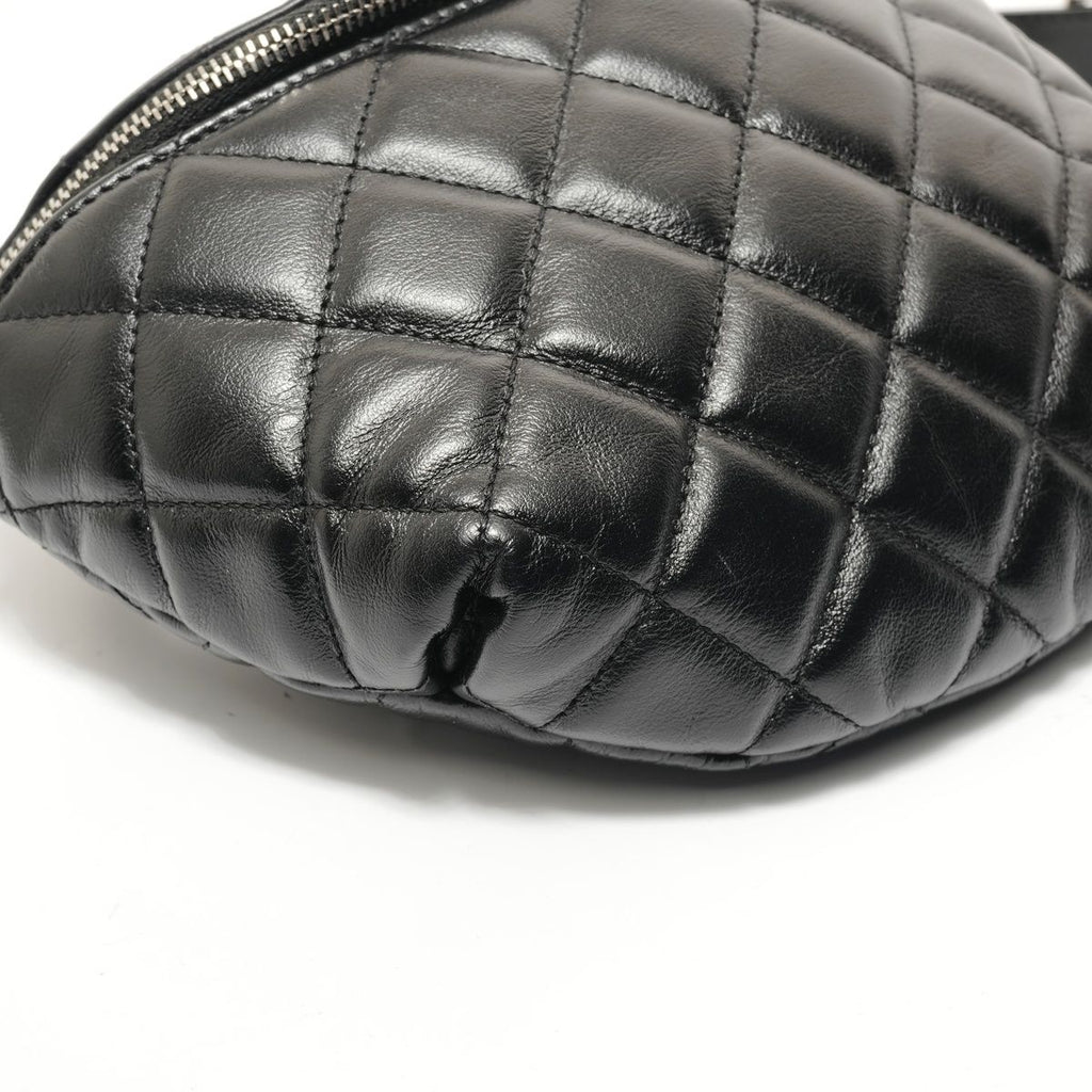 Chanel Shoulder Bag Quilted Silver — view 5