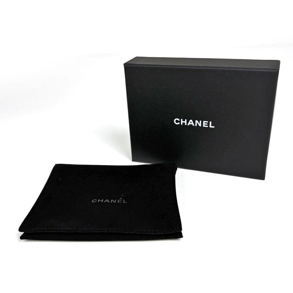 Chanel CC Logo Trifold Wallet Caviar Leather Black — view 7