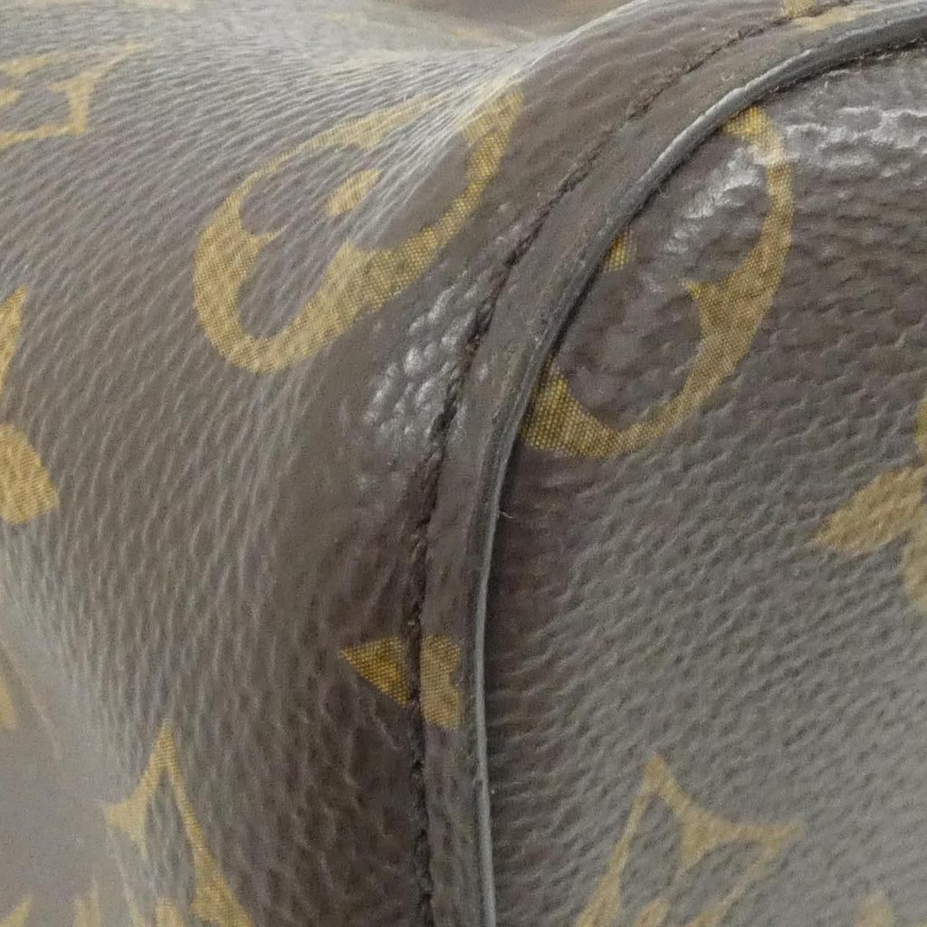 Louis Vuitton Monogram Neo Noe MM Shoulder Bag — view 3