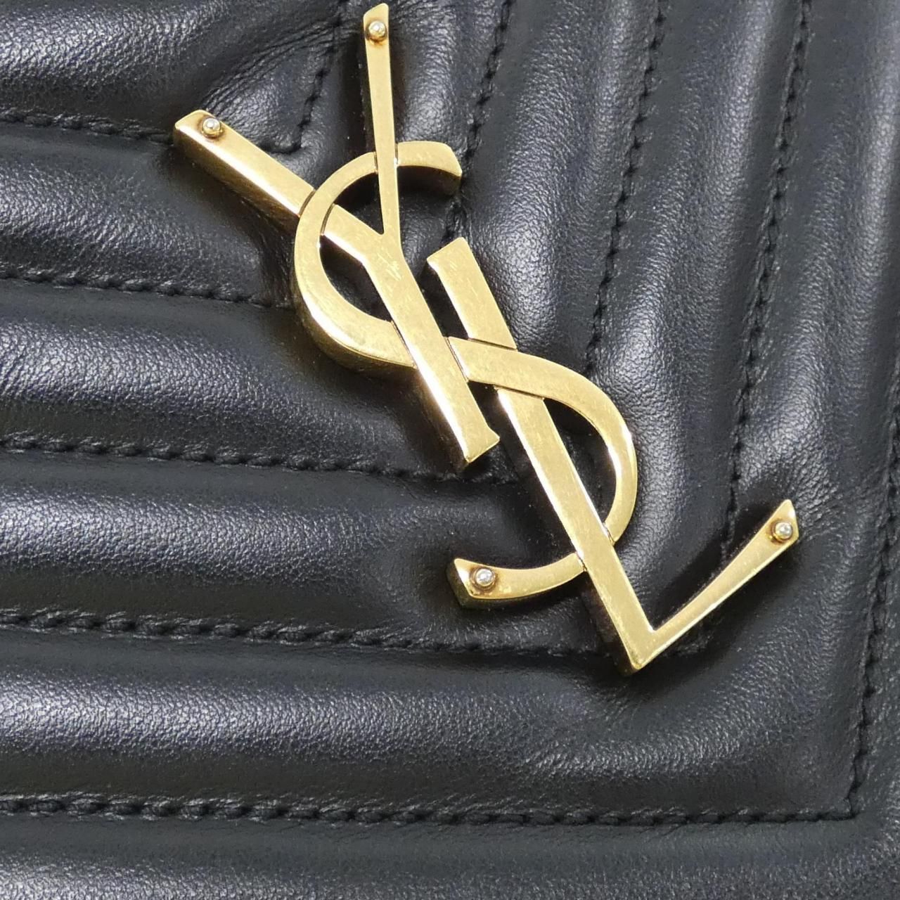 Saint Laurent Lou Lou M Shoulder Bag — view 4
