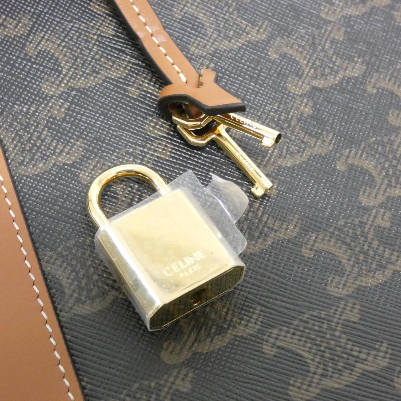 Celine Large Cabas Bag — view 5