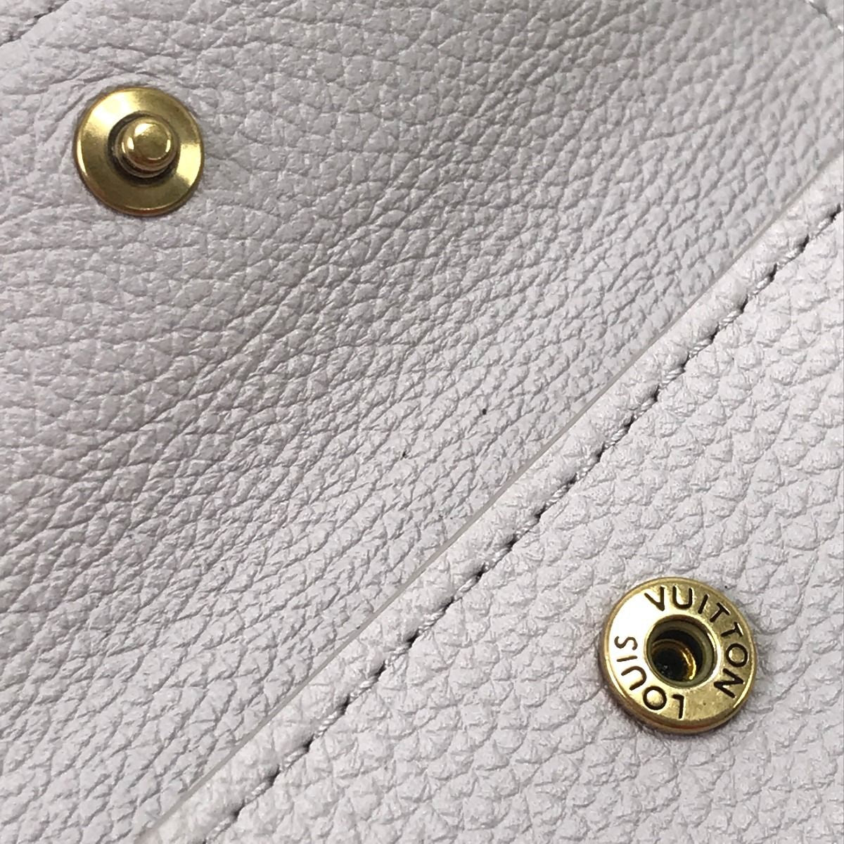 Louis Vuitton Bifold Wallet Portefeuille Lowkey Compact Light Gray — view 8