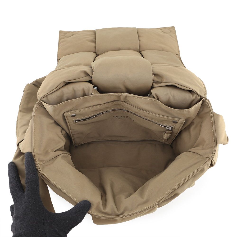 Bottega Veneta Shoulder Bag Large Cassette Nylon — view 6