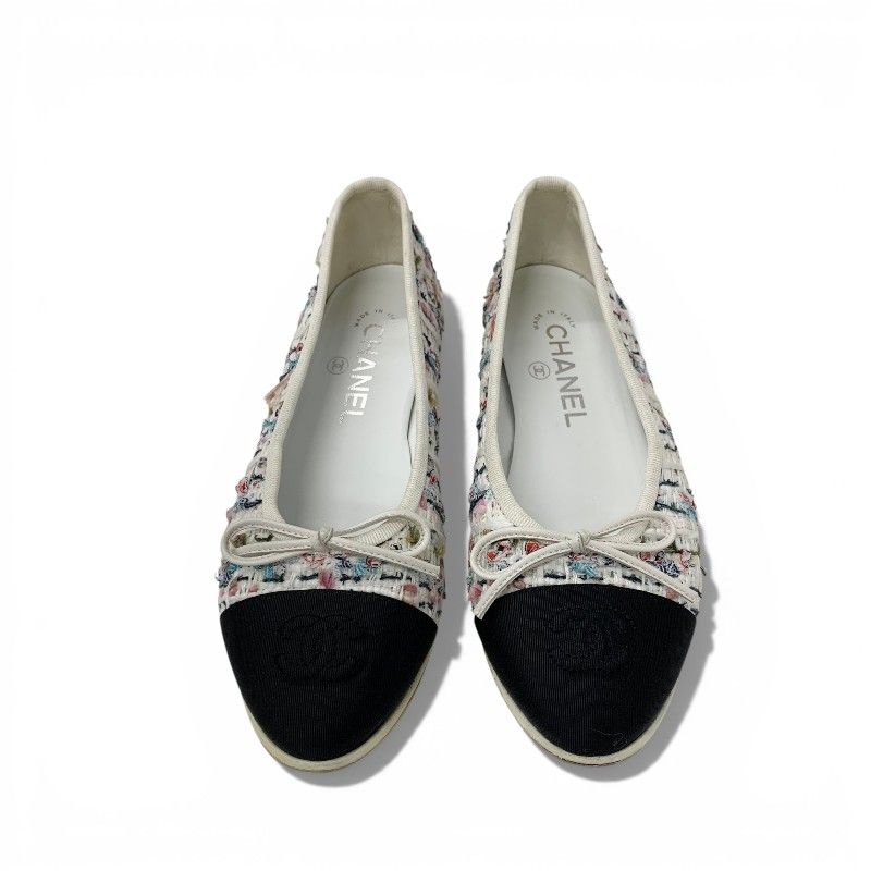 Chanel Flat Shoes Tweed White Black Multicolor CC Logo Ribbon — view 2