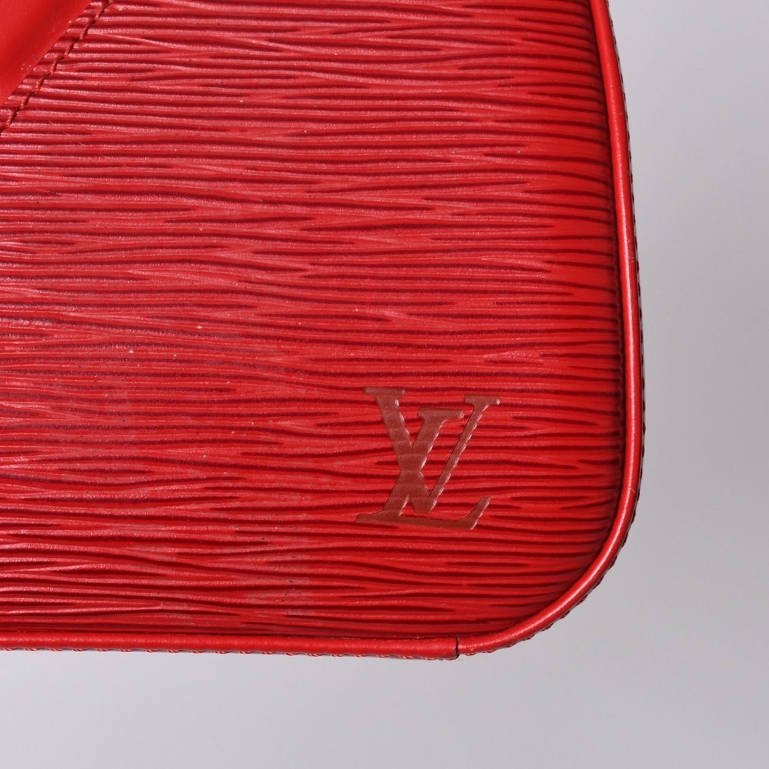 Louis Vuitton Epi Jasmine Handbag Red Gold — view 7