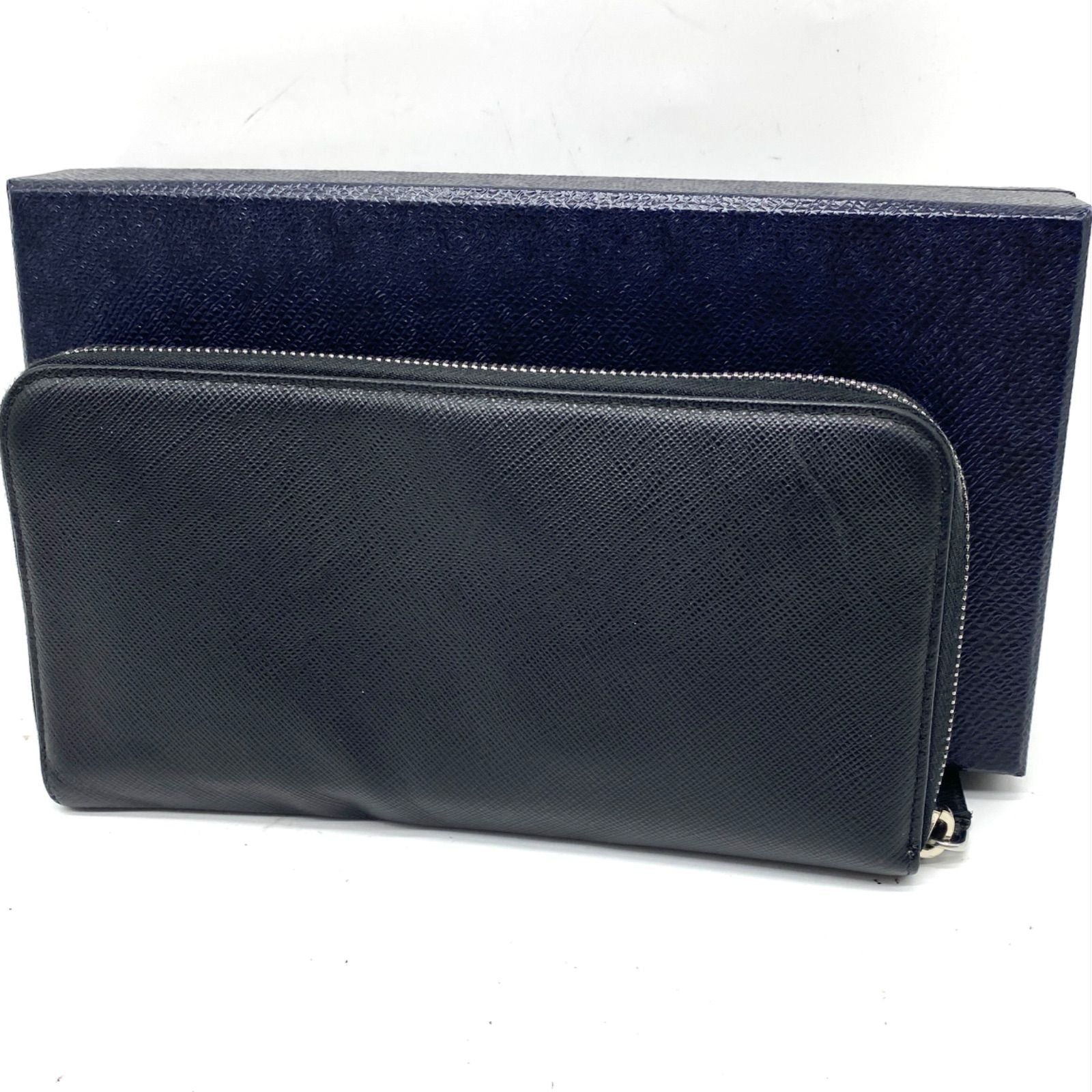Prada Round Wallet Saffiano Black