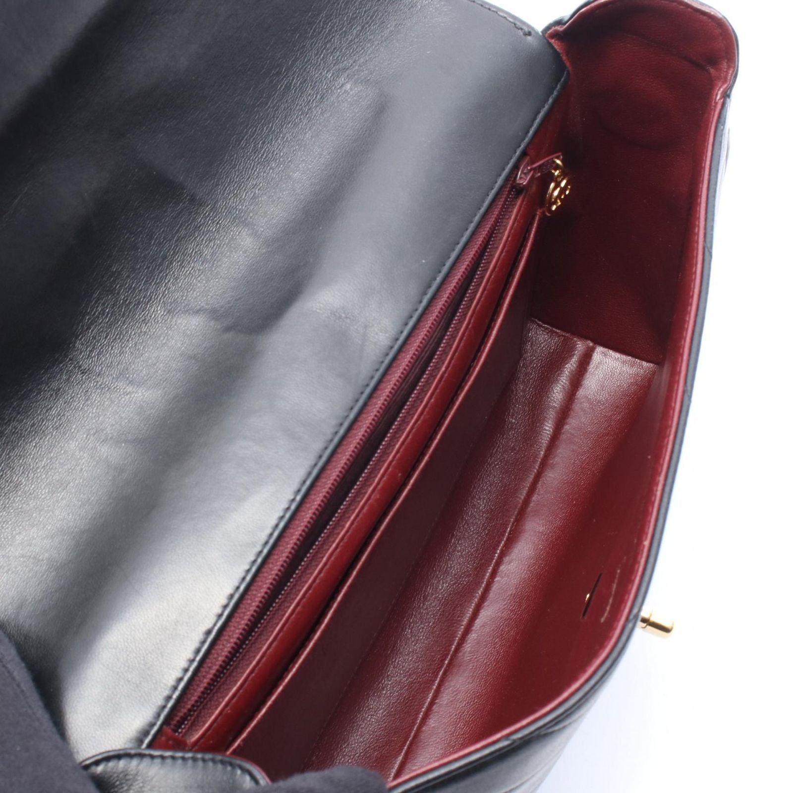 Chanel Shoulder Bag Blanc Stitch Black Lambskin — view 3