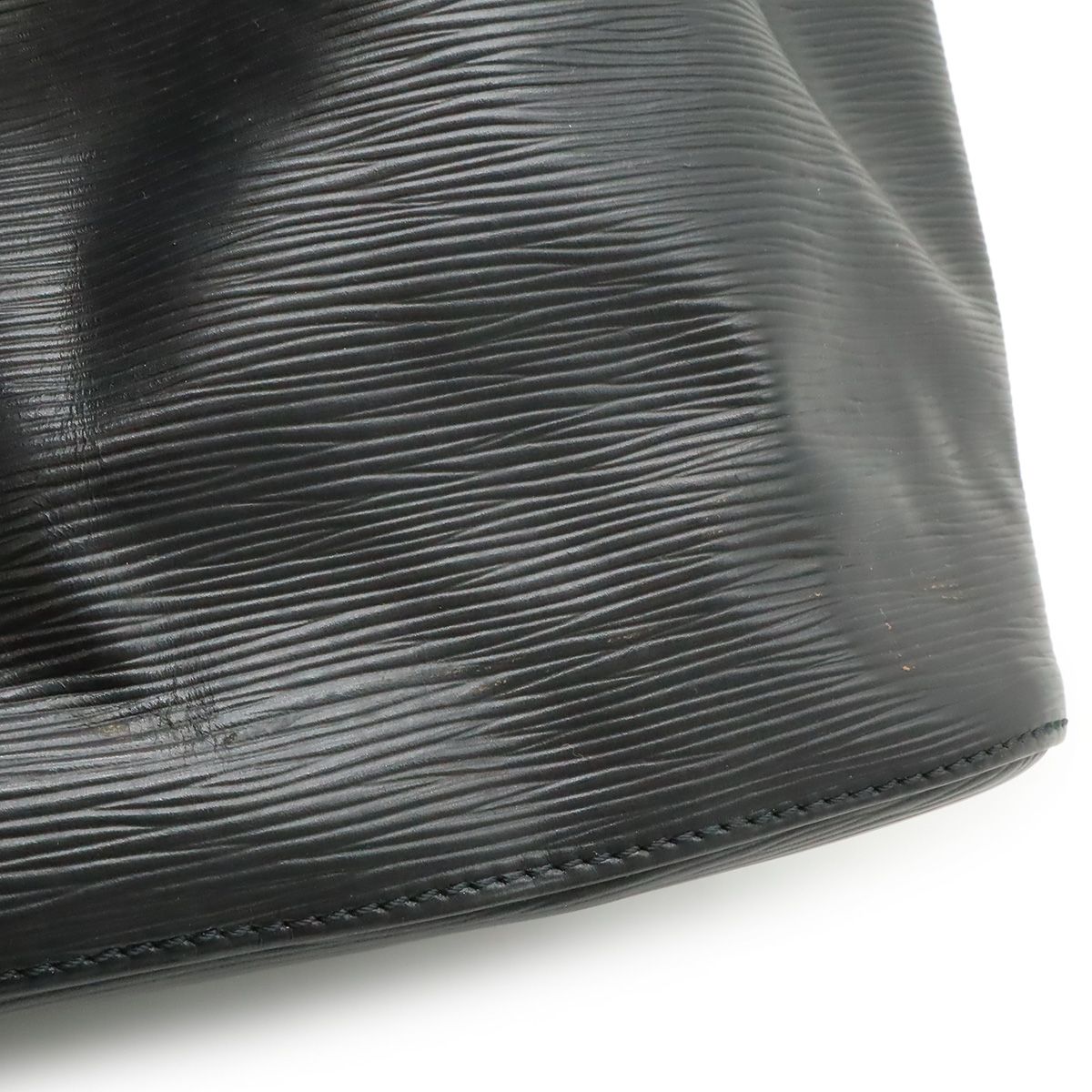 Louis Vuitton Epi Petit Noir Shoulder Bag Drawstring Black — view 8