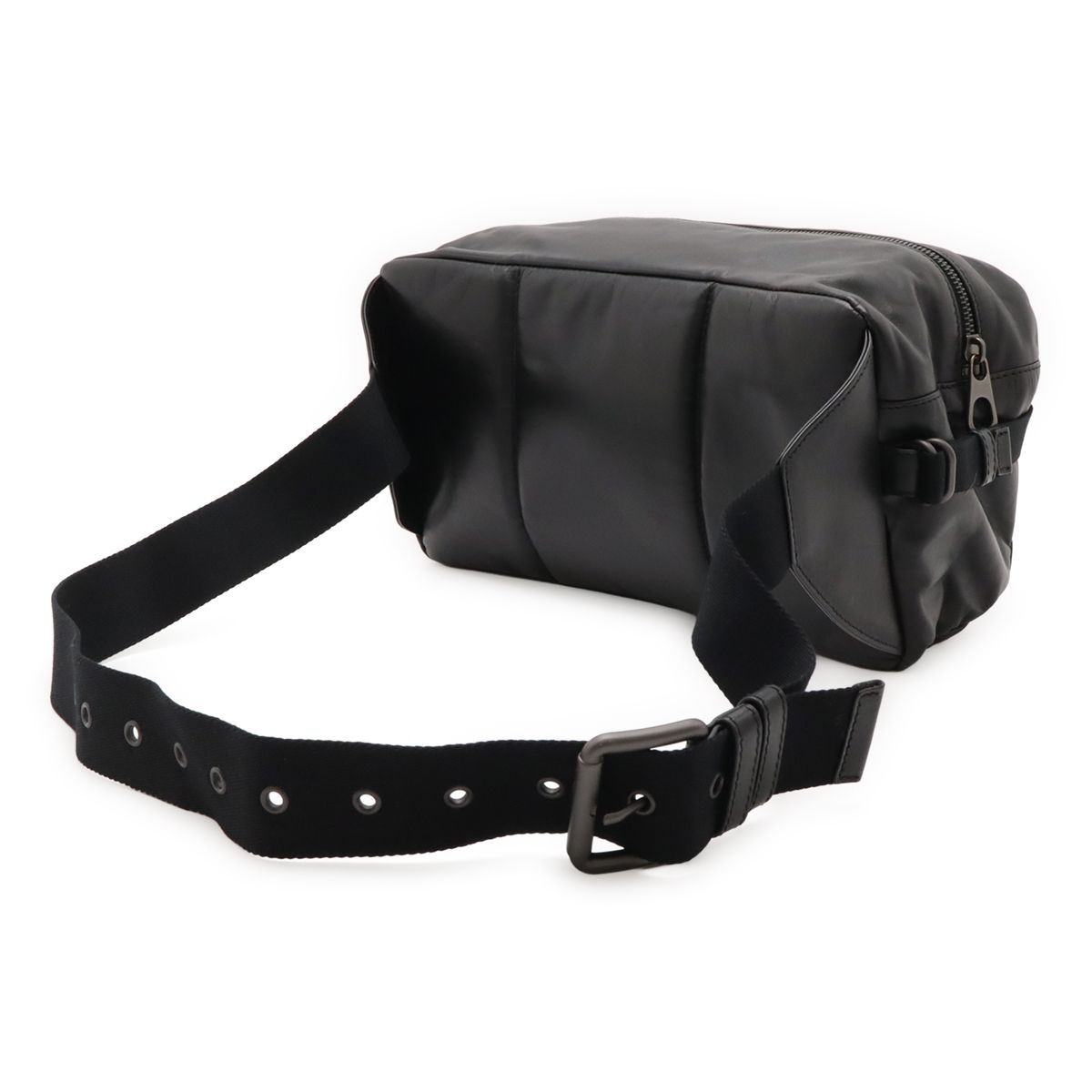 Bottega Veneta Intrecciato Belt Bag Leather Black — view 2