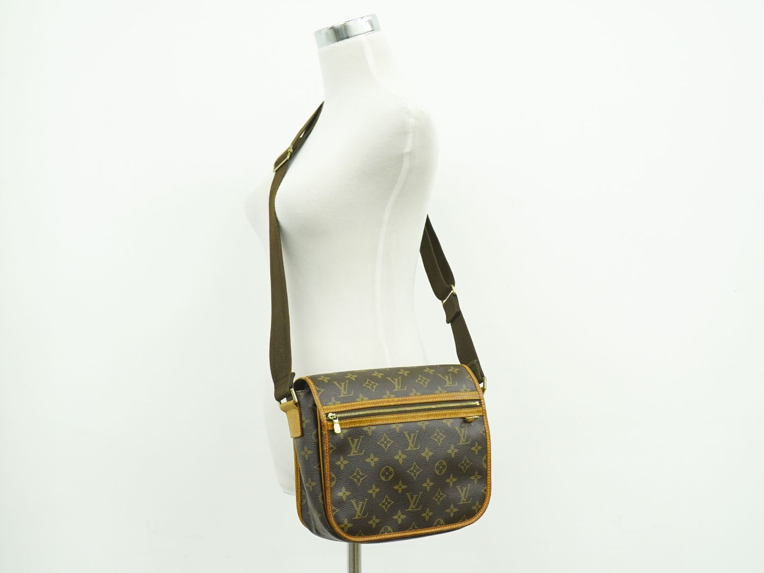 Louis Vuitton LV Messenger Bosford PM Monogram Shoulder Bag Pochette Brown — view 6