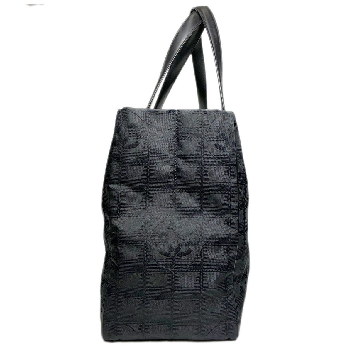 Chanel Tote New Travel Black Nylon Jacquard — view 3