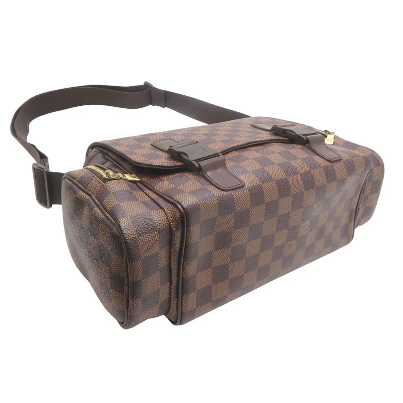 Louis Vuitton Shoulder Bag — view 3