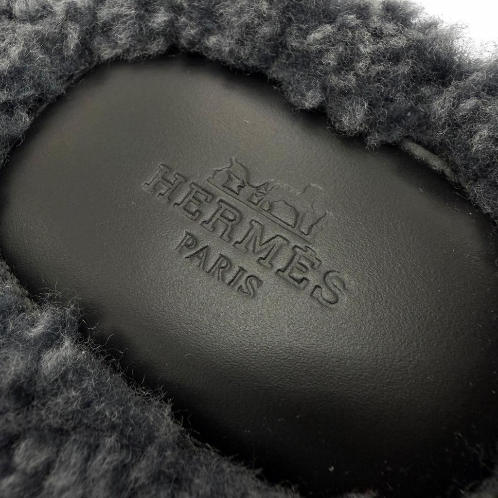 Hermes Izmir Shearling Leather Logo Boa Slide Sandals Gray — view 7
