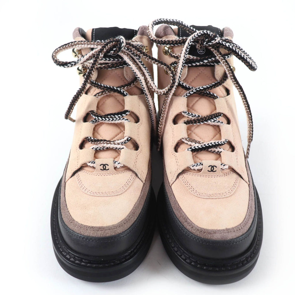 Chanel CC Logo Lace Up Suede Leather High Cut Sneakers Trekking Boots Pink — view 4