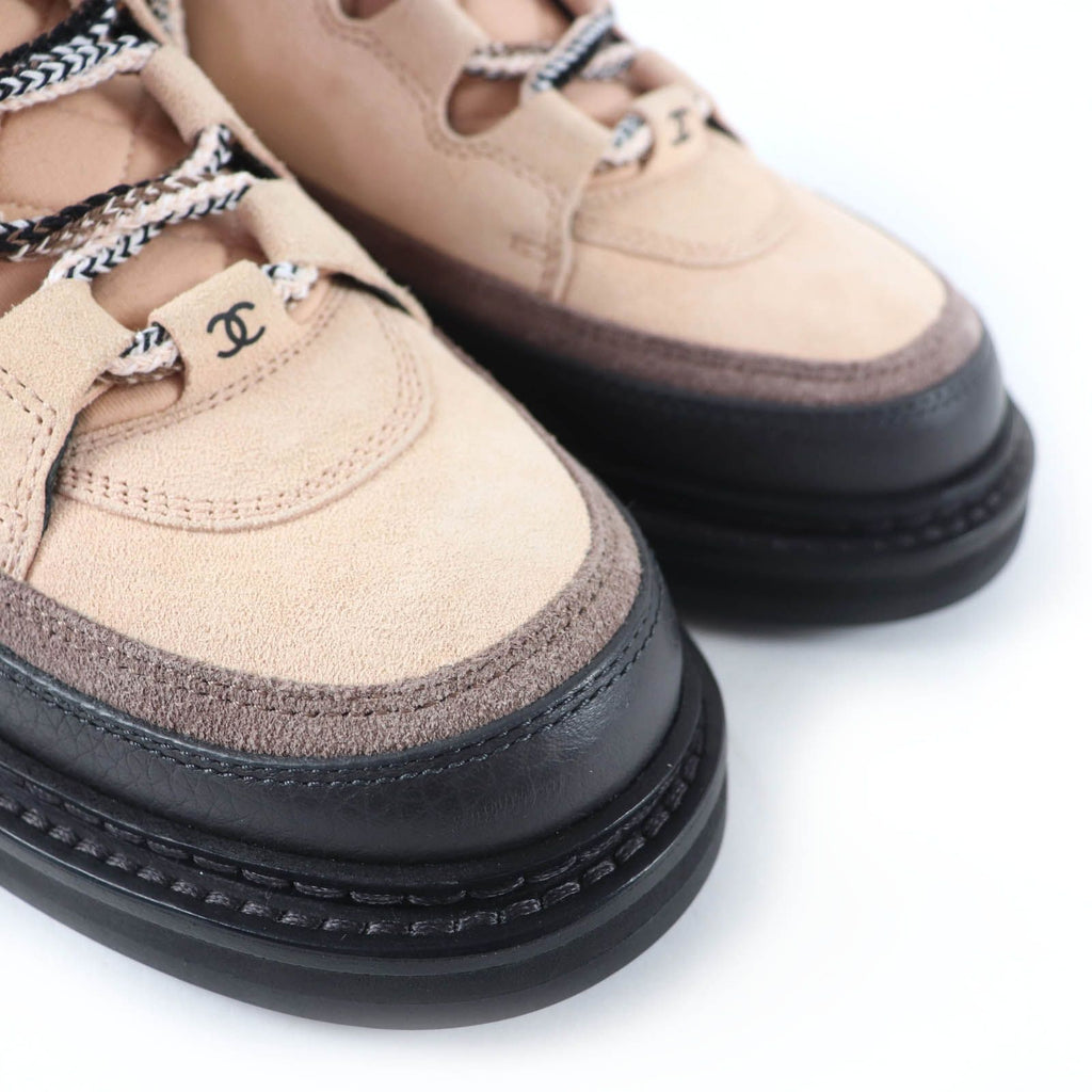 Chanel CC Logo Lace Up Suede Leather High Cut Sneakers Trekking Boots Pink — view 8