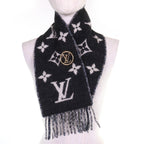 Louis Vuitton Echarpe Mini Reykjavik Cashmere 100% LV with Circle Brooch — view 2