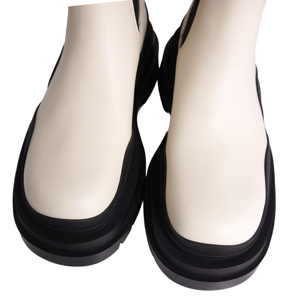Bottega Veneta Tire Boots Side Gore