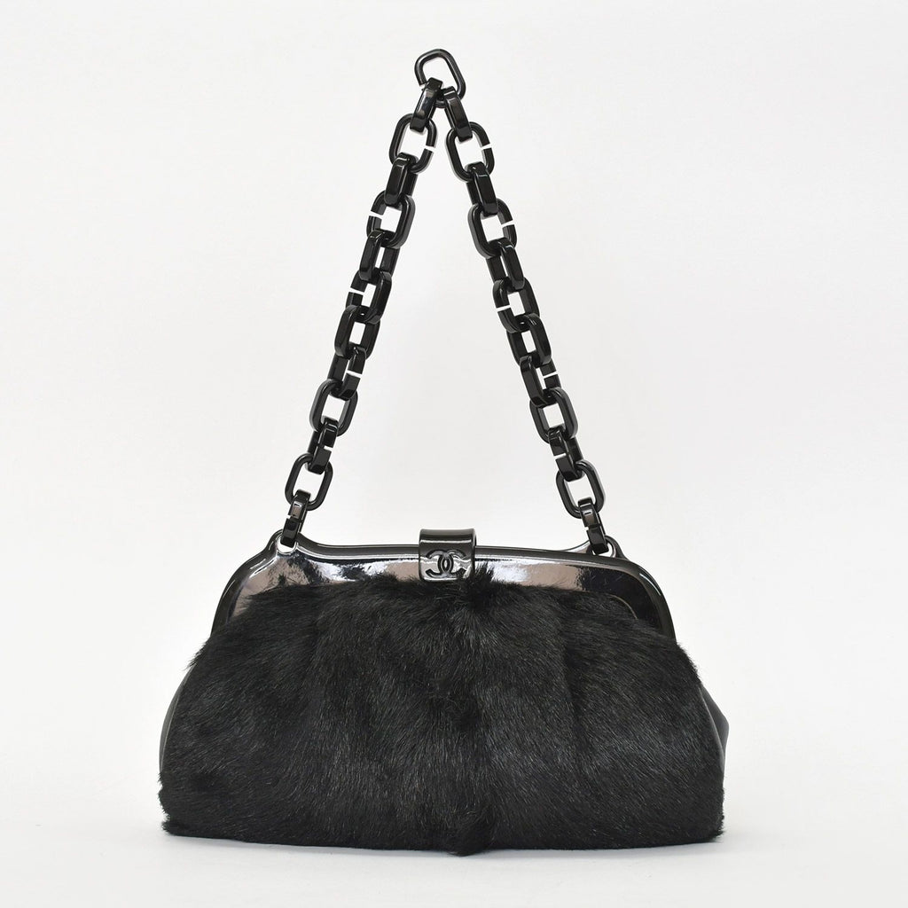 Chanel Plastic Chain Bag CC Logo Goat Fur Leather Black — view 2