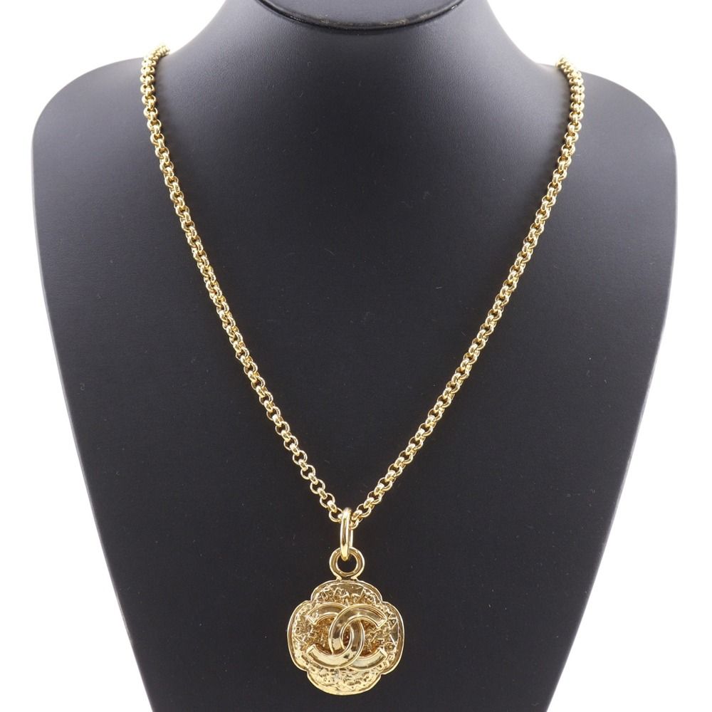 Chanel CC Logo Vintage Gold Plated Necklace — view 2