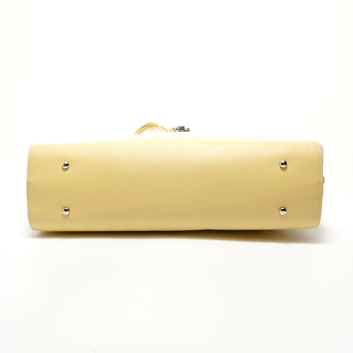 Chanel Handbag 26 31 — view 7