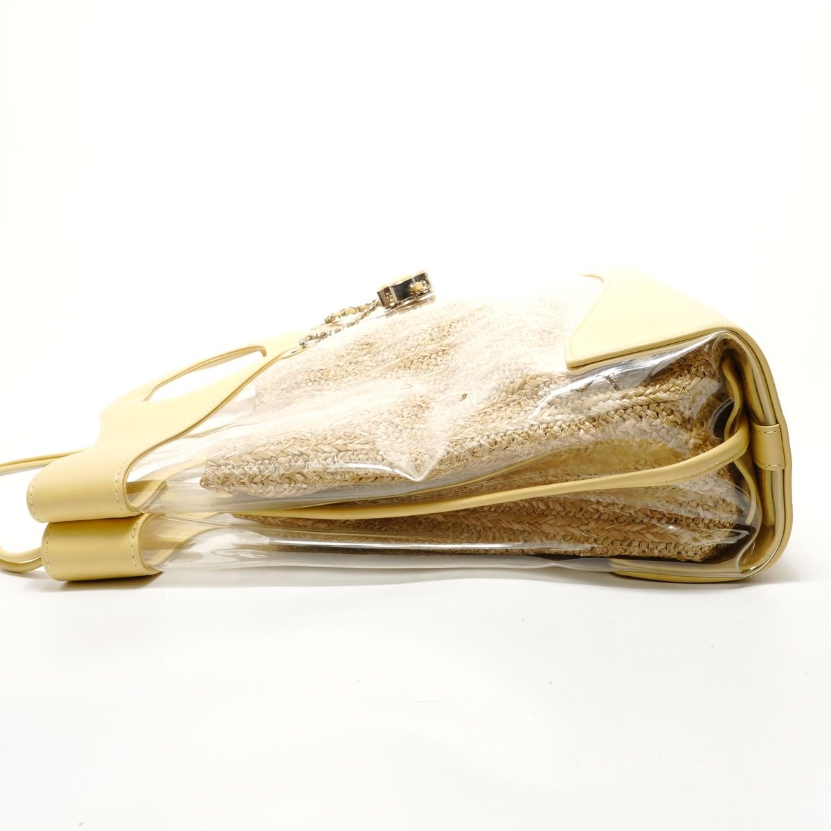 Chanel Handbag 26 31 — view 3