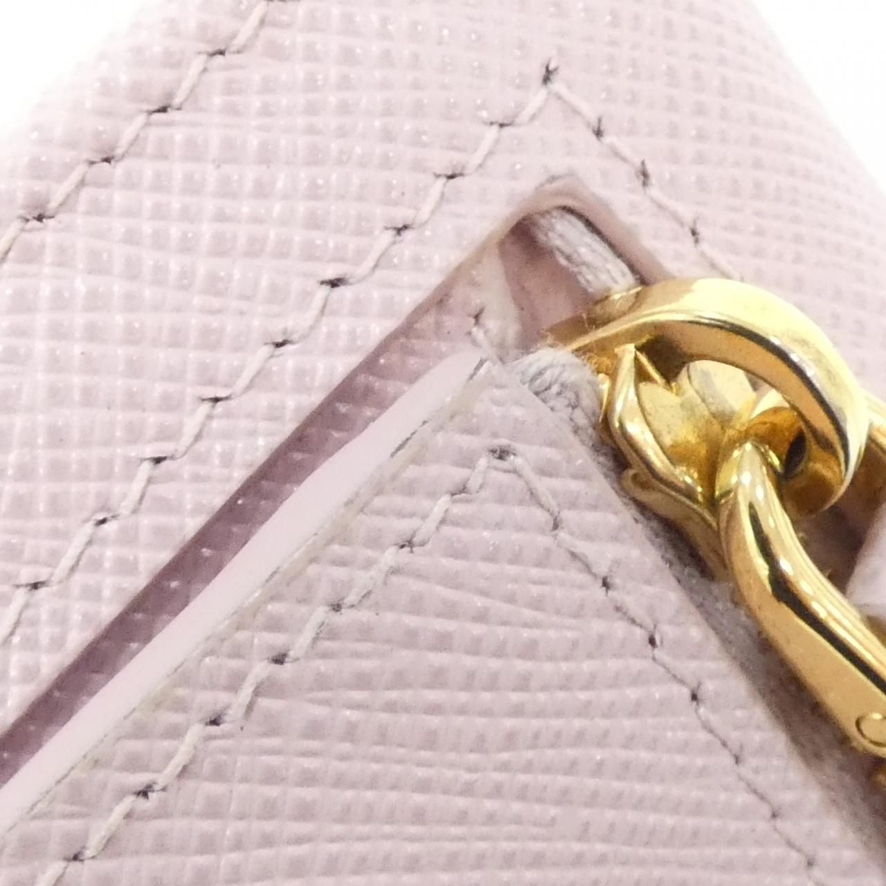 Prada Wallet Gold — view 7