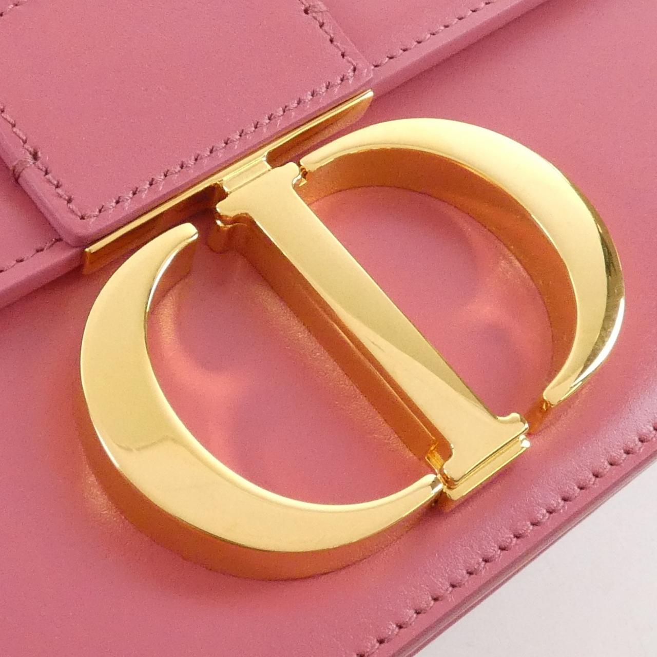 Dior 30 Montaigne Shoulder Bag — view 6