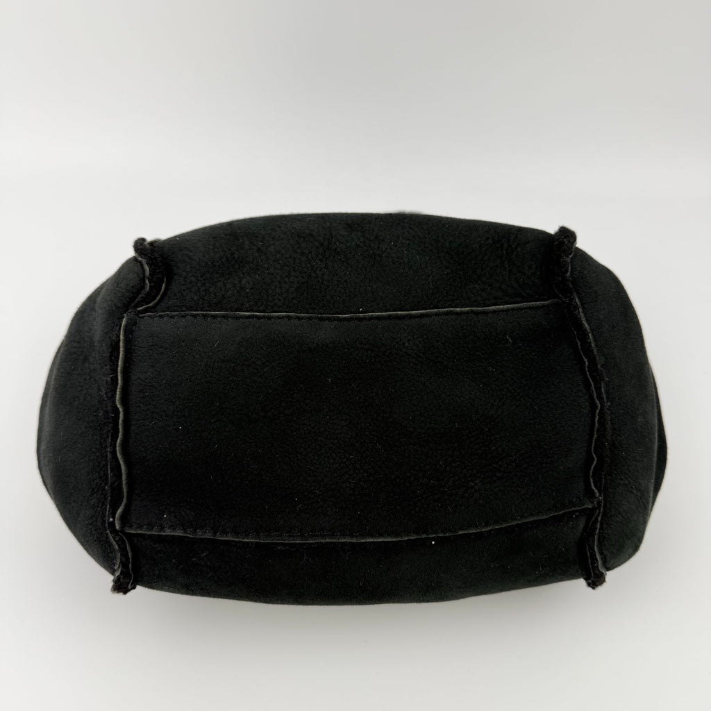 Chanel CC Logo Chain Shoulder Bag Black Shearling Suede Vintage — view 8