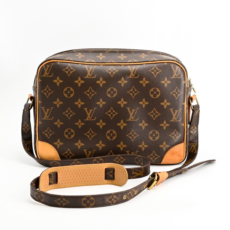 Louis Vuitton Shoulder Bag Nile — view 3