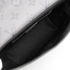 Louis Vuitton Shoulder Bag Pulse Wearable Wallet — view 4