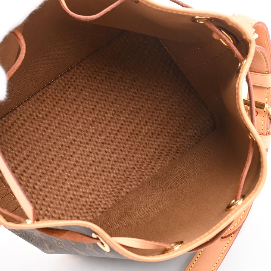 Louis Vuitton Shoulder Bag Noe BB — view 4
