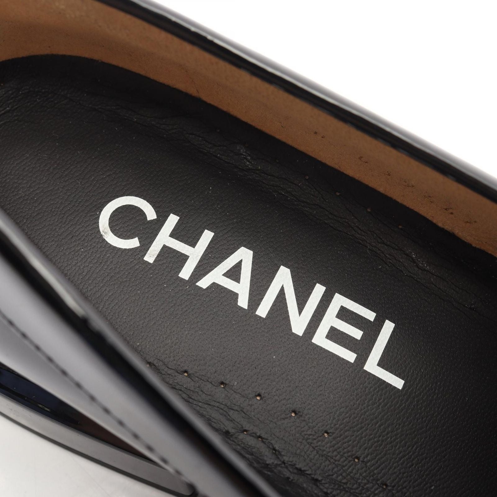 Chanel Loafers CC Logo Black Patent Leather — view 5