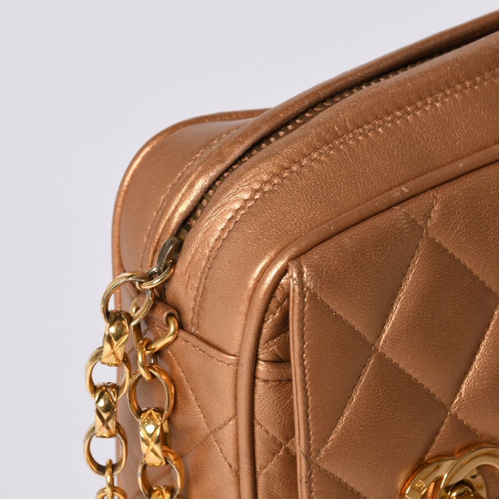 Chanel Chain Shoulder Bag CC Logo Coco Ball Lambskin Quilted Blanc Gold — view 5
