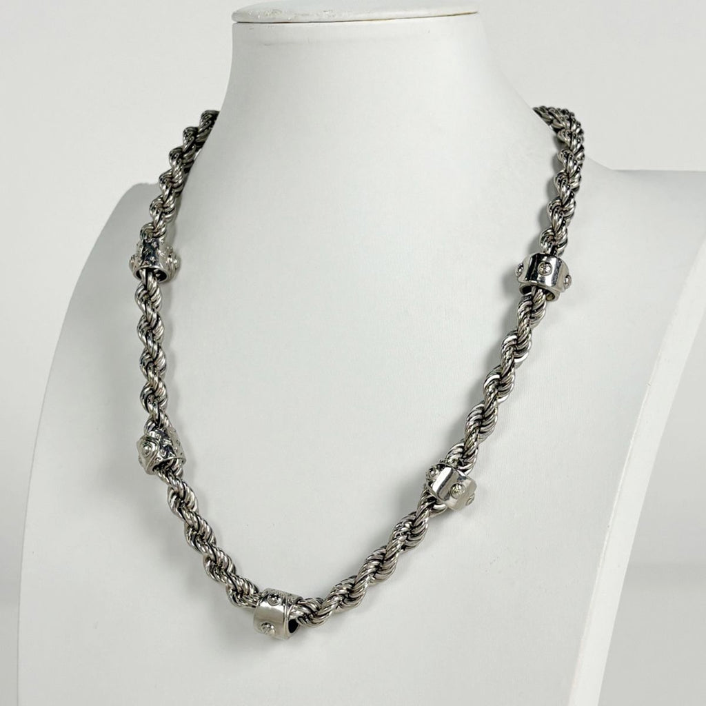 Louis Vuitton LV Rope Necklace Monogram Metal Silver — view 4