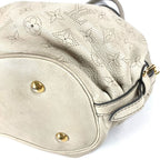 Louis Vuitton Shoulder Bag XL Monogram Mahina Leather Run White — view 6