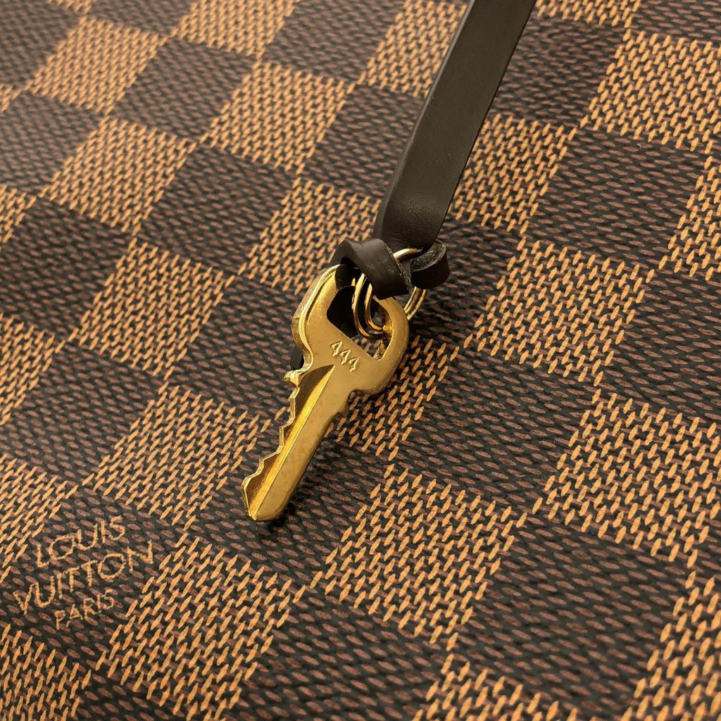 Louis Vuitton Damier Rivoli Bag — view 4
