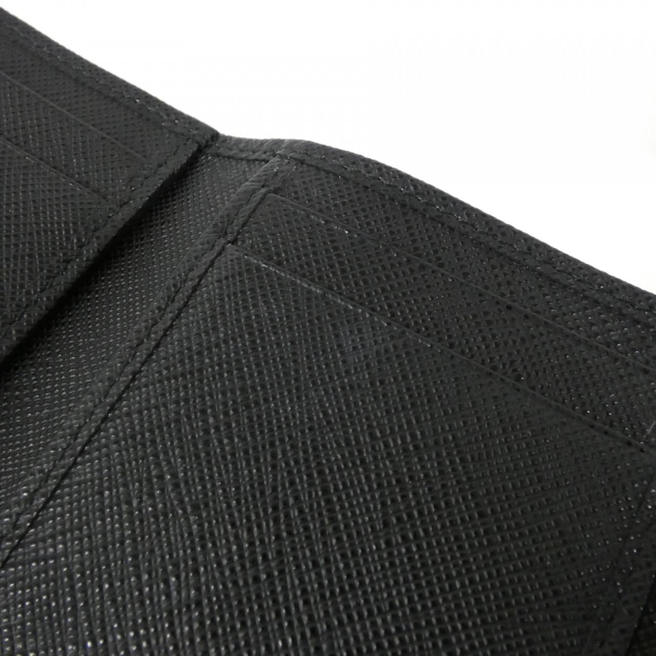 Prada Wallet Gold — view 7