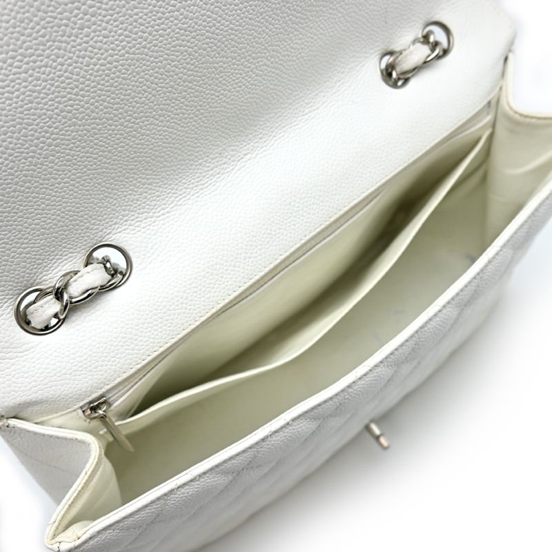 Chanel Shoulder Bag White — view 6