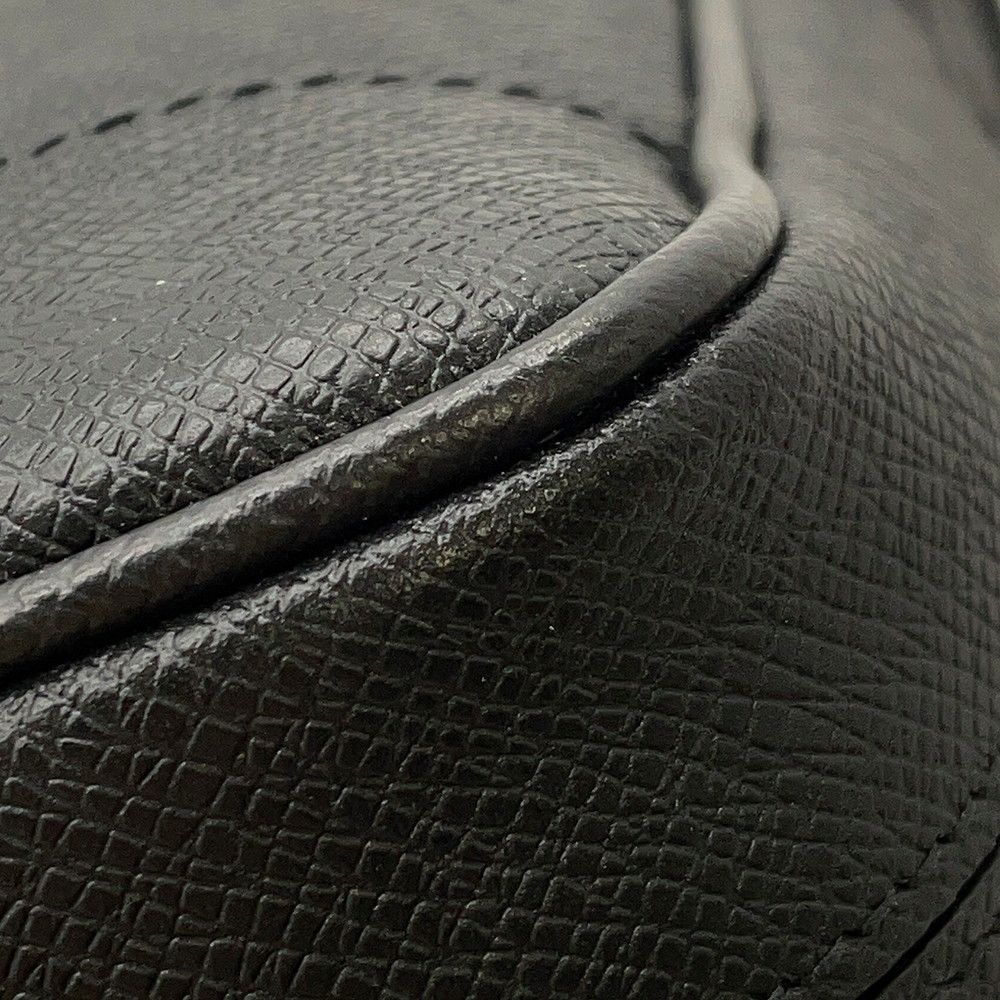 Louis Vuitton Business Taiga Porte Documents Voyage Black 2-Way — view 9