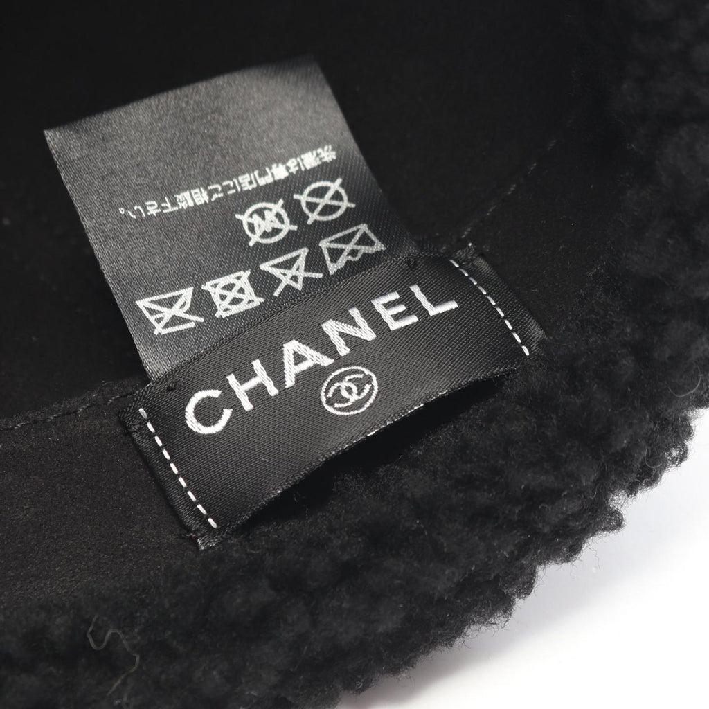 Chanel Cap CC Logo Boa Shearling Cap Hat — view 4