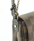 Louis Vuitton Shoulder Bag — view 7