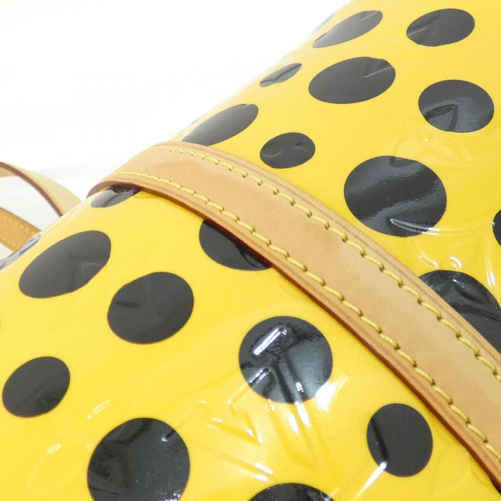 Louis Vuitton Dot Infinity Papillon 30 cm Bag — view 2