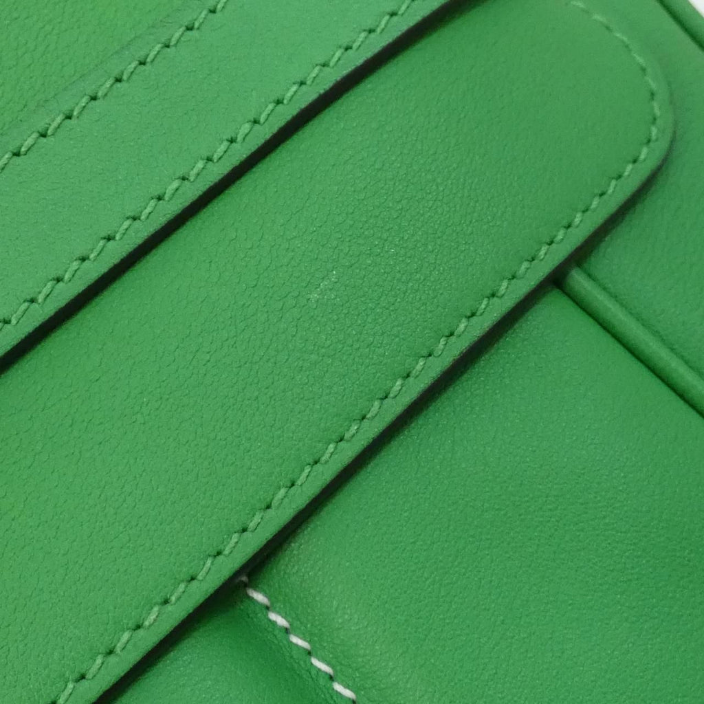 Hermes Bae Roulis Nnu 28 cm Shoulder Bag — view 5