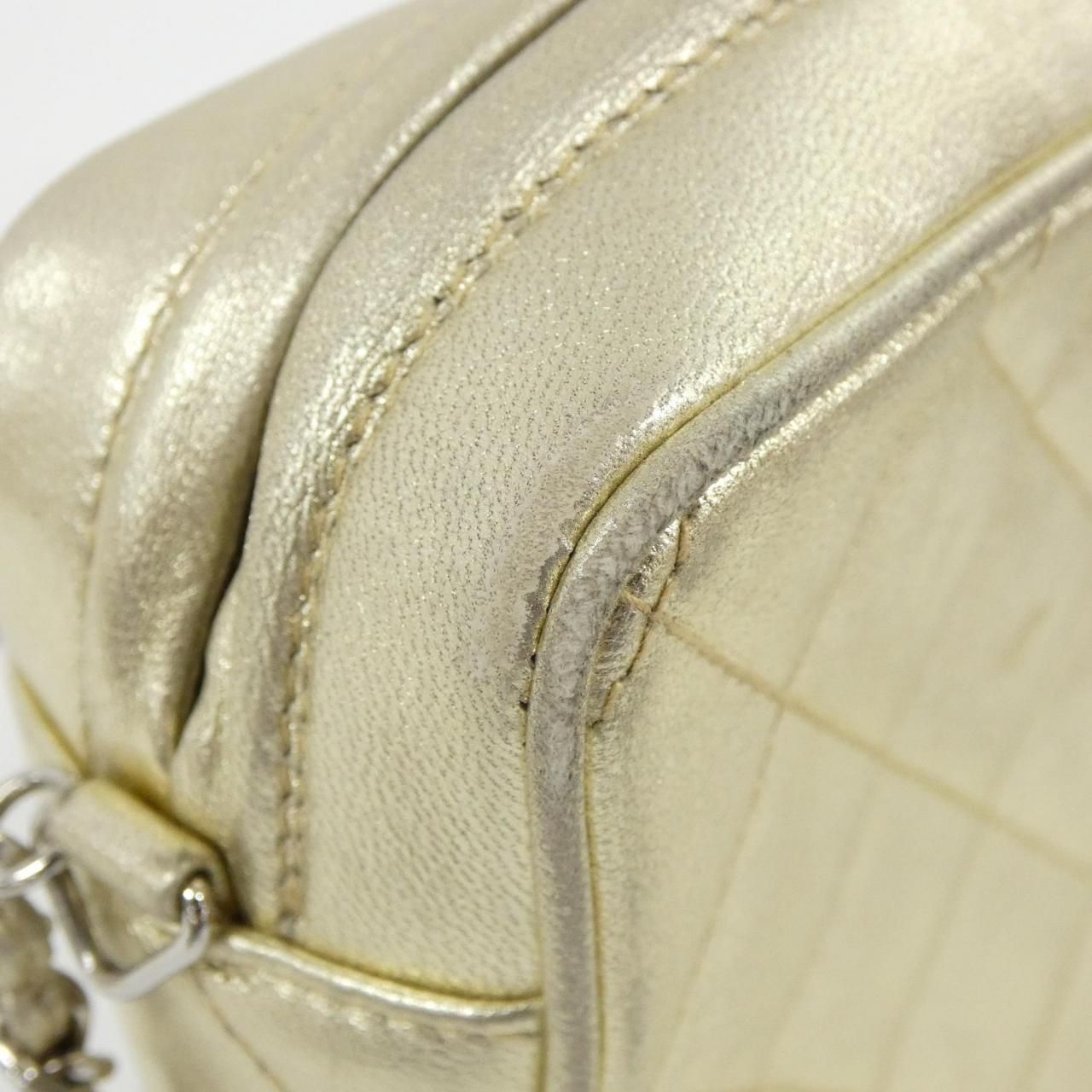 Chanel Vintage Shoulder Bag — view 5
