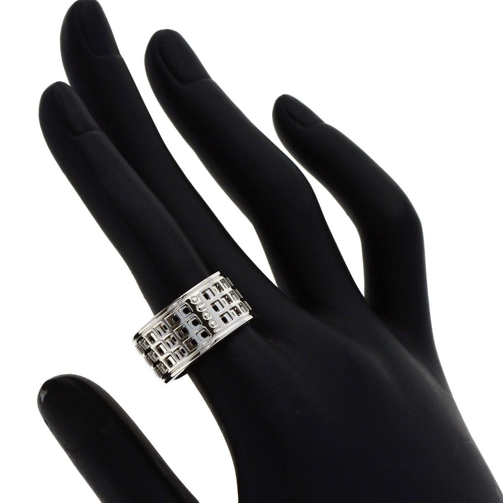 Gucci Scroll Wide Ring 18k White Gold