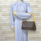 Louis Vuitton Mini Looping Monogram Handbag Canvas Brown — view 2