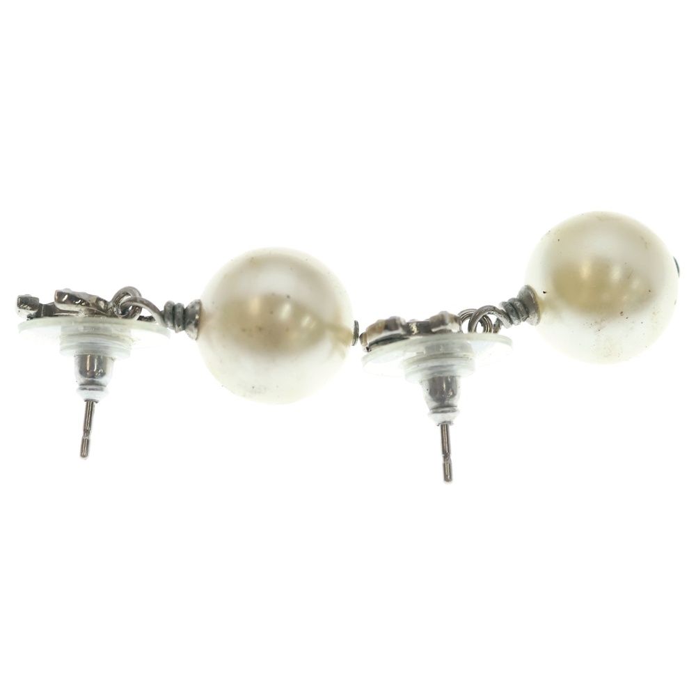 Chanel CC Logo Rhinestone Pearl White Earrings Silver — view 4