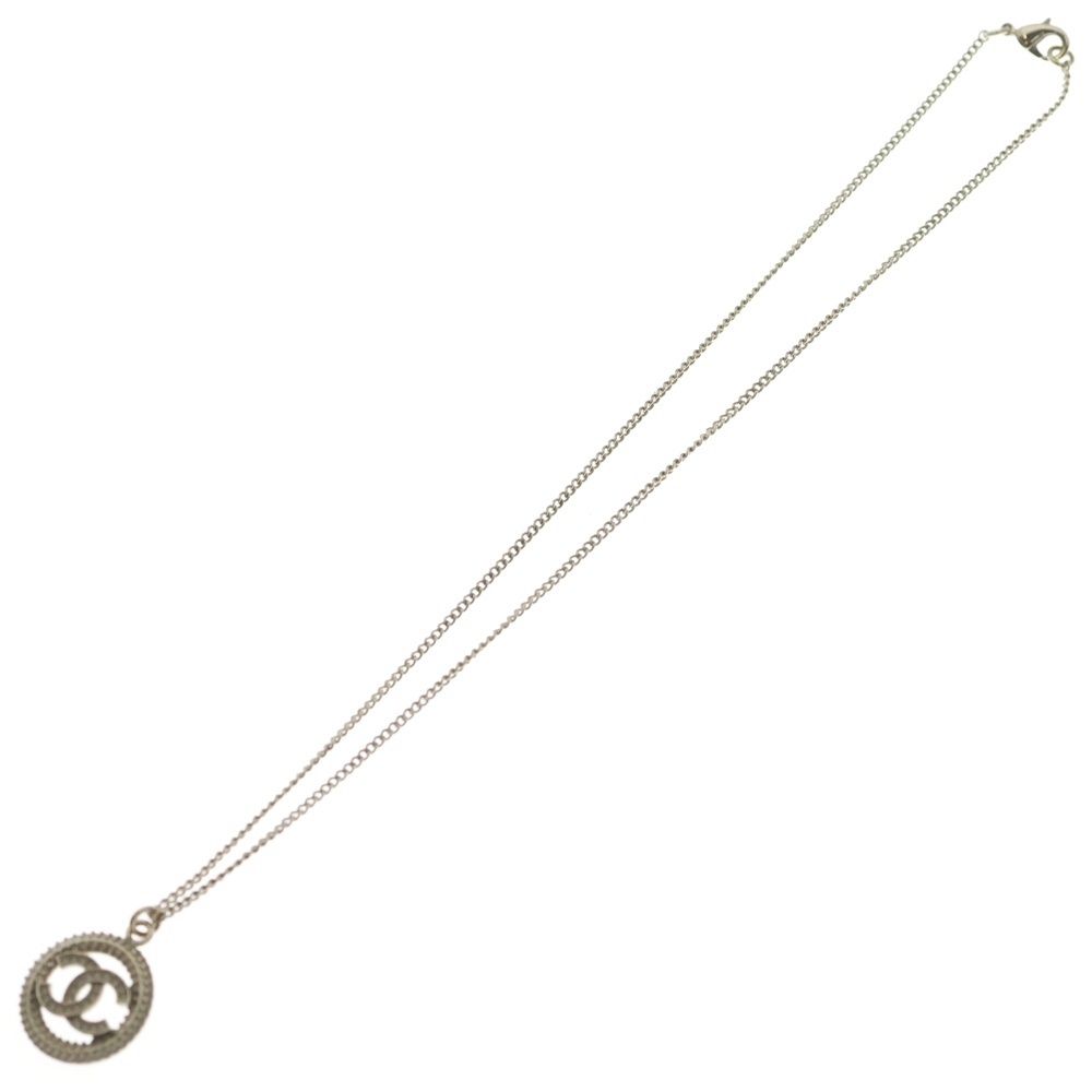 Chanel CC Logo Circle Rhinestone Necklace Pendant Chain Gold — view 2