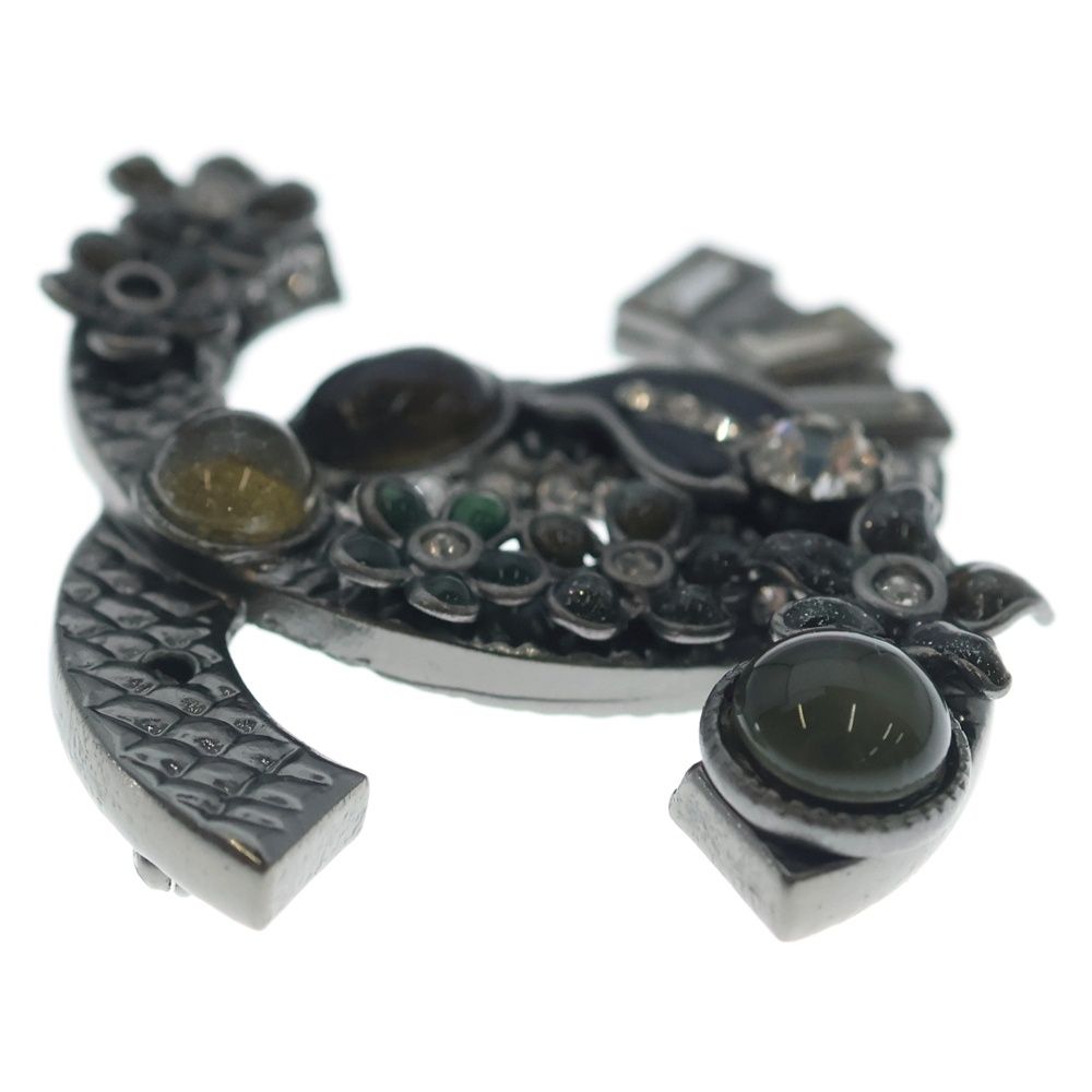 Chanel CC Logo Flower Brooch Pin Badge Metal Resin Rhinestone Gunmetal — view 4